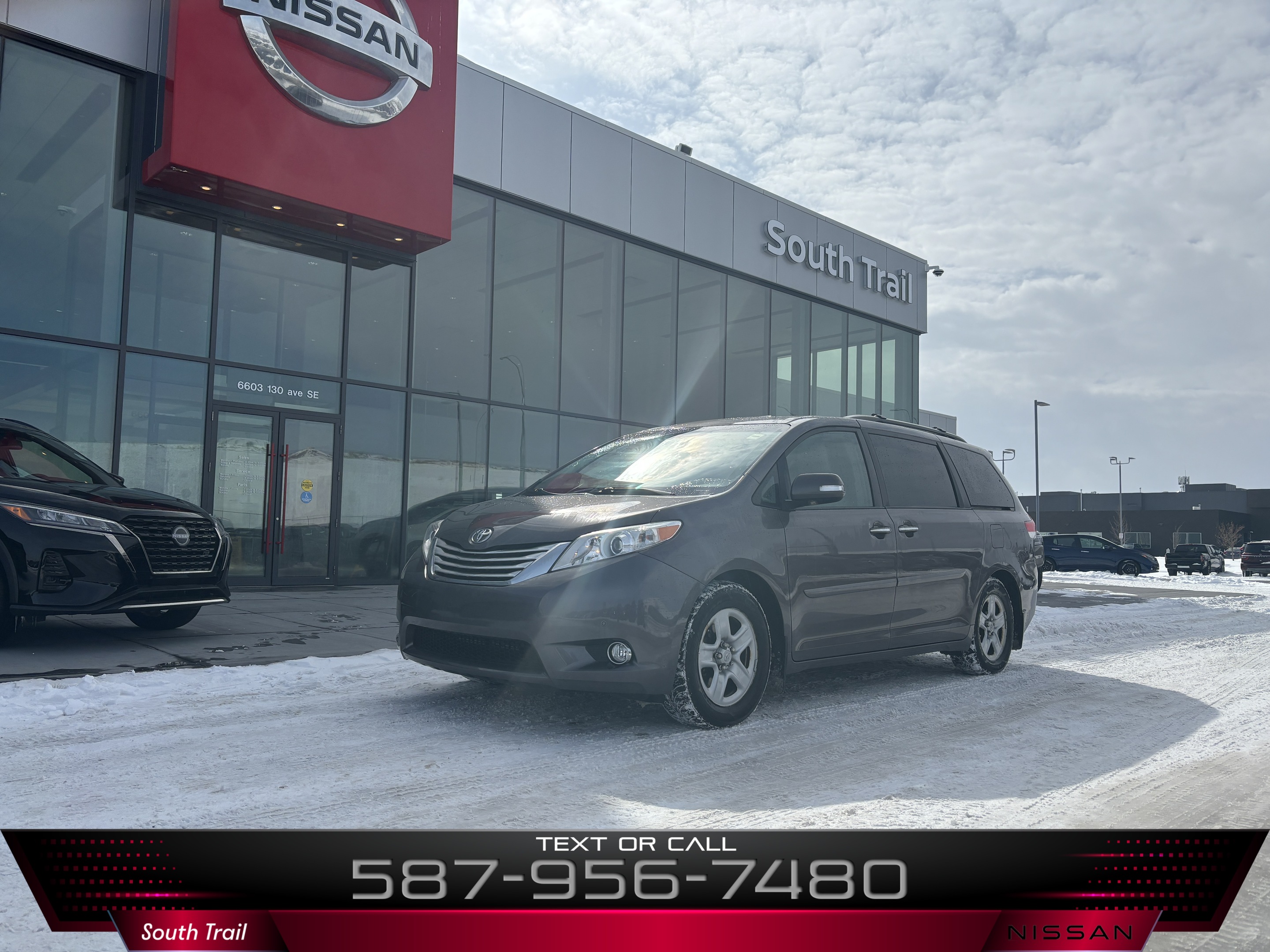 2014 Toyota Sienna *LIMITED PACKAGE*7-Pass AWD*ACCIDENT FREE CARFAX* 