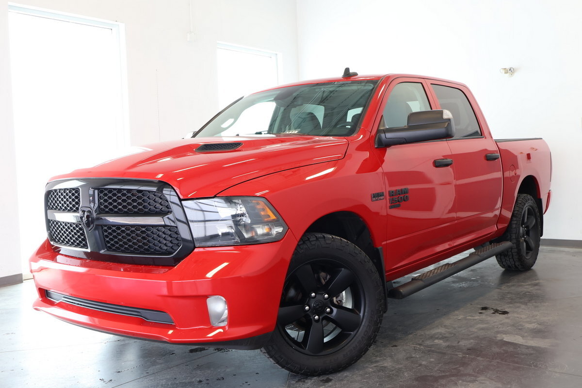 2022 Ram 1500 Classic Express V8 | 4x4 | Crewcab | | CONSOLE - COLD WEAT