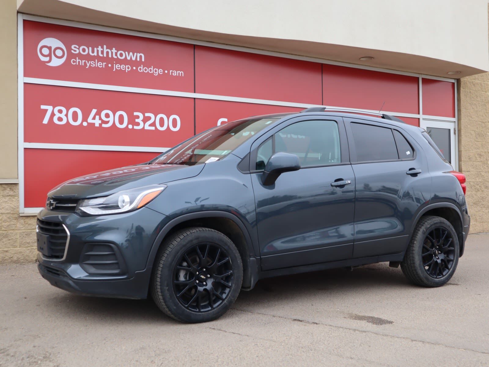 2021 Chevrolet Trax LT IN SHADOW GREY EQUIPPED WITH A 1.4L TURBO I4 , 