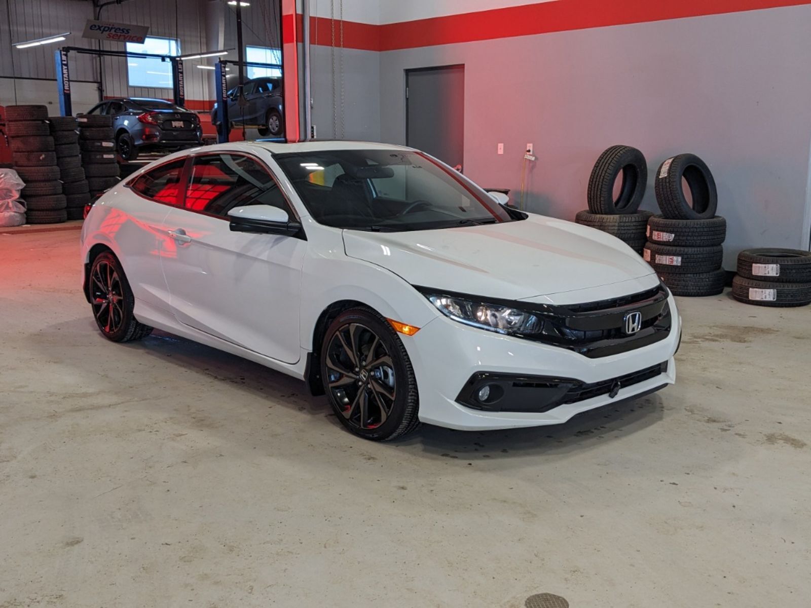 2019 Honda Civic Coupe Sport - Heated seats, sunroof, remote start