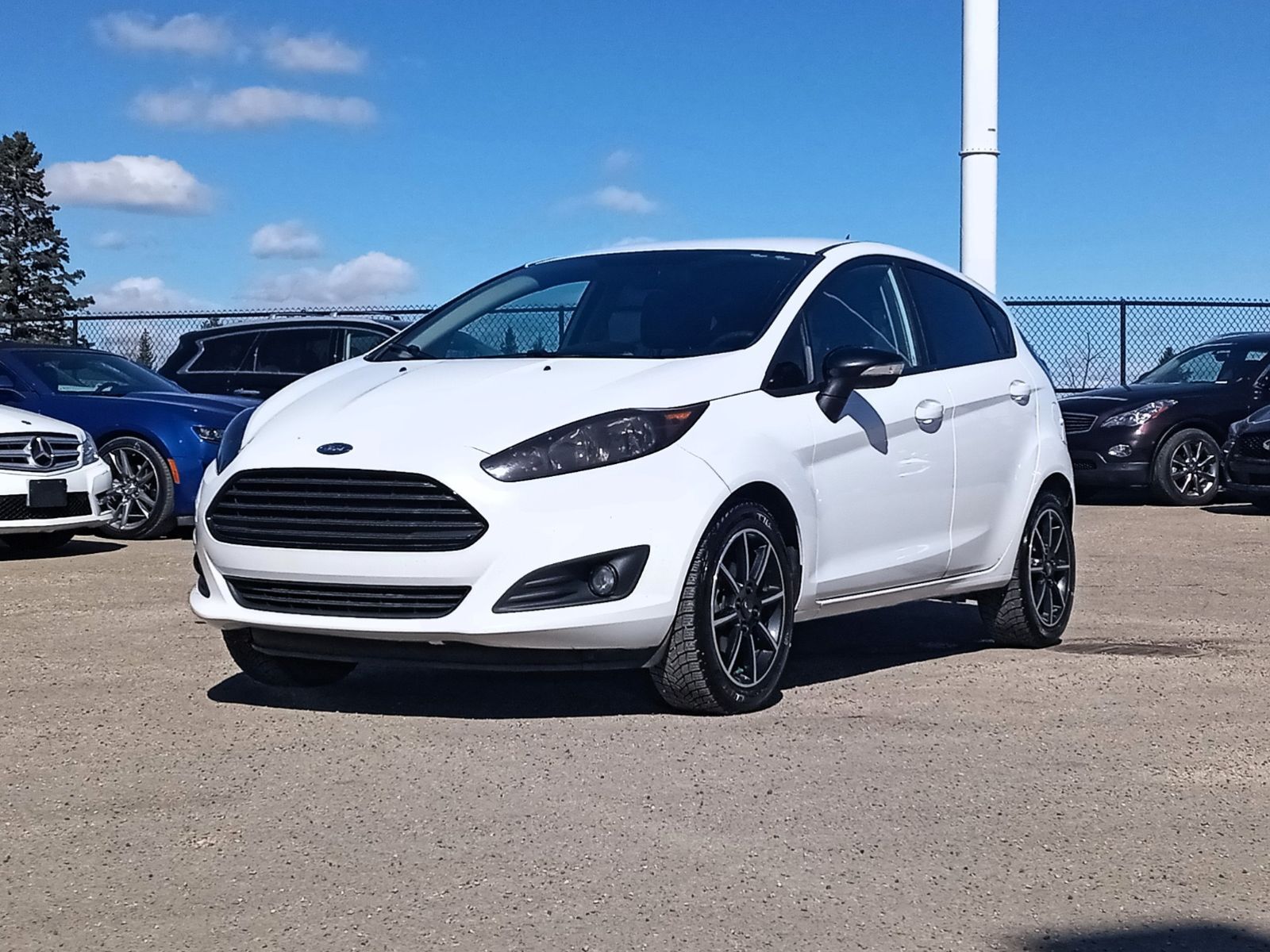 2019 Ford Fiesta SE, AUTO, HEATED SEATS, BACK UP CAMERA 