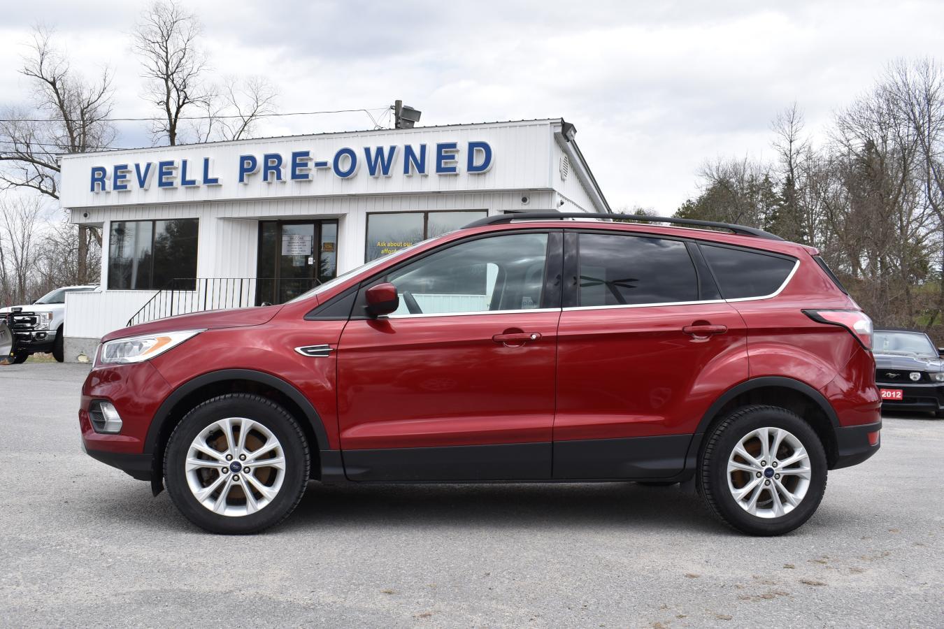 2018 Ford Escape SEL 4WD 1-OWNER 2.0L ECO NAVIGATION HEATED LEATHER