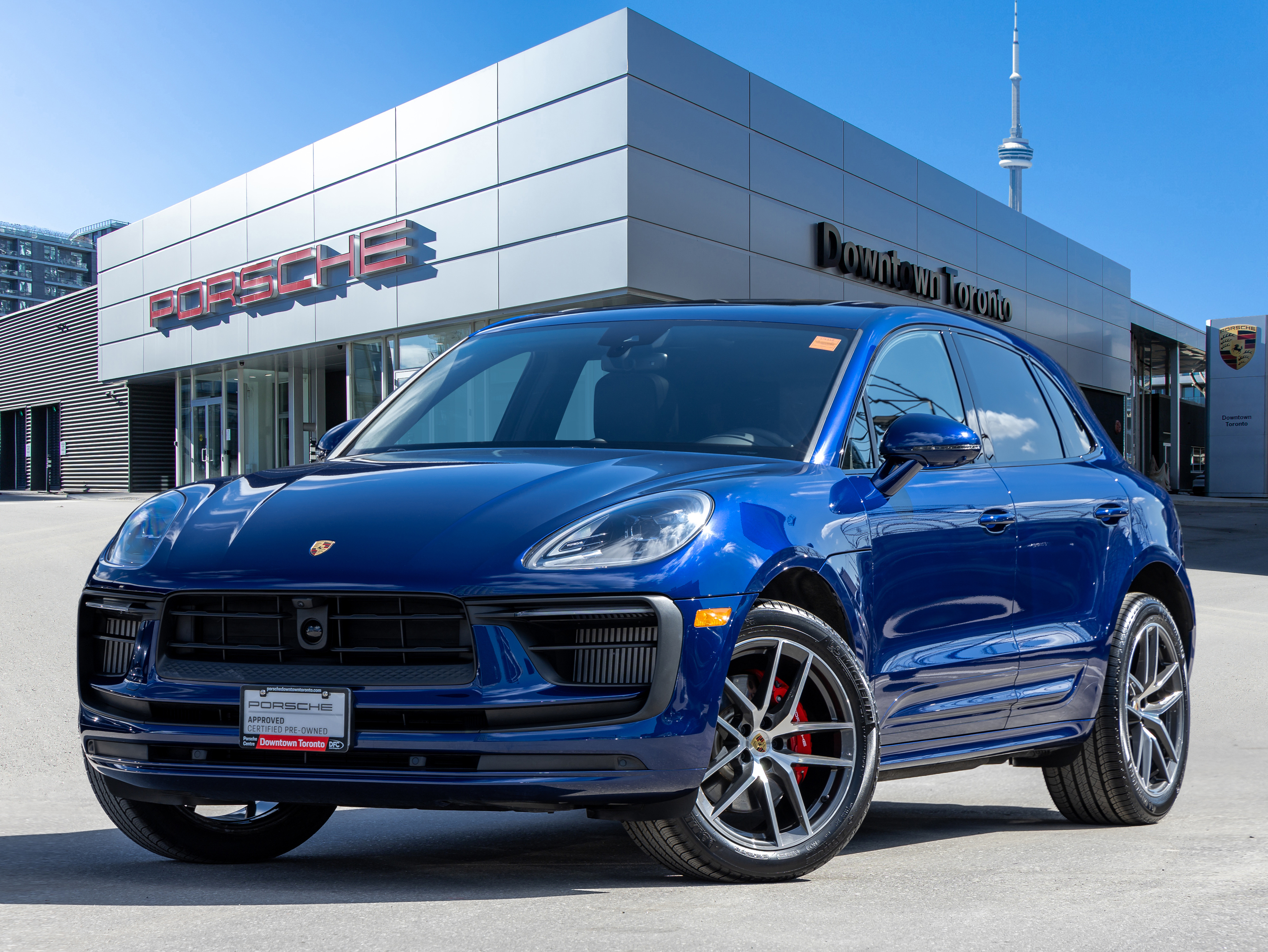 2024 Porsche Macan S | Upgraded Leather Interior | Sport Tailpipes
