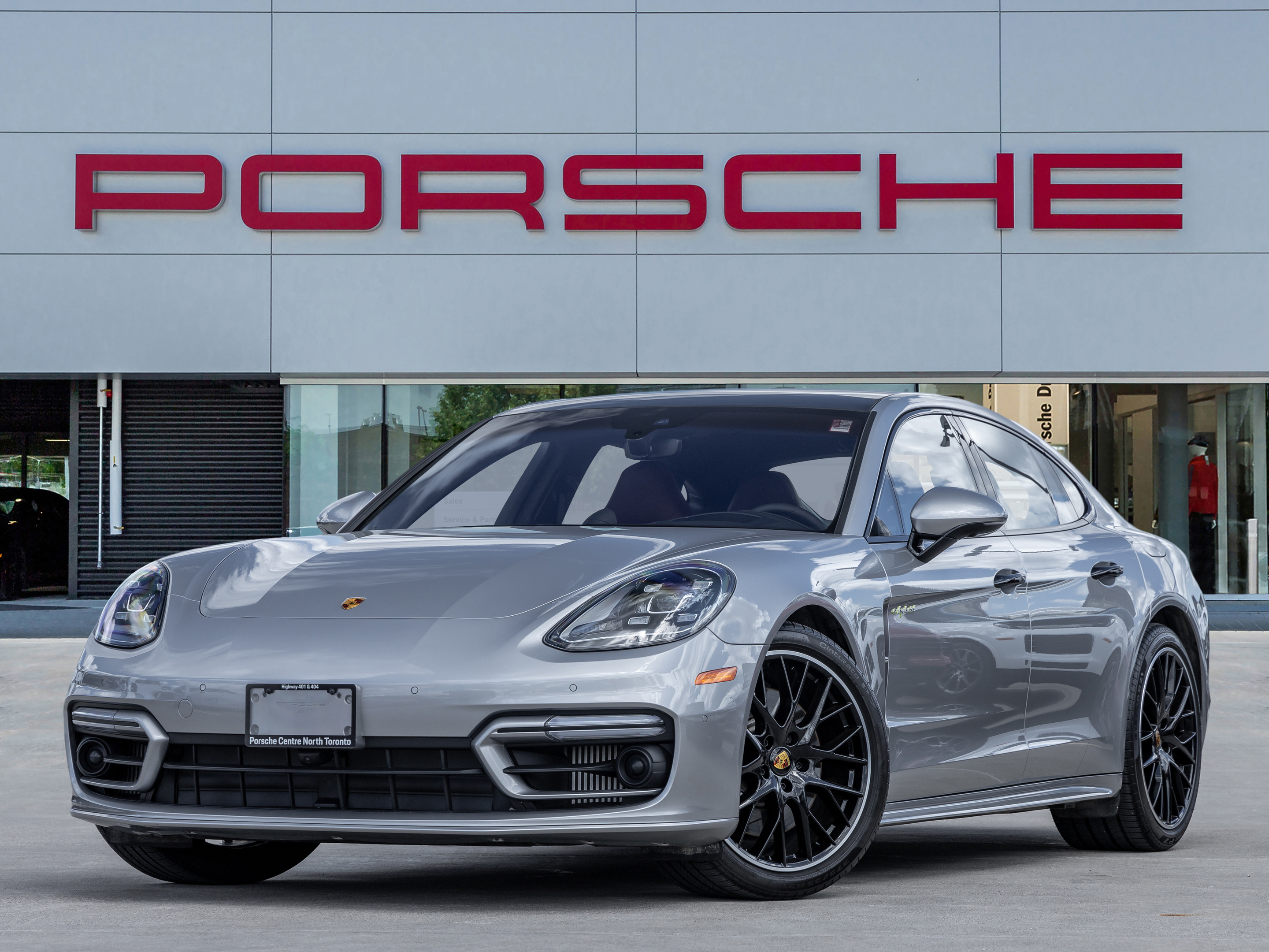 2023 Porsche Panamera 4 E-Hybrid Platinum Edition |  SportDesign Package
