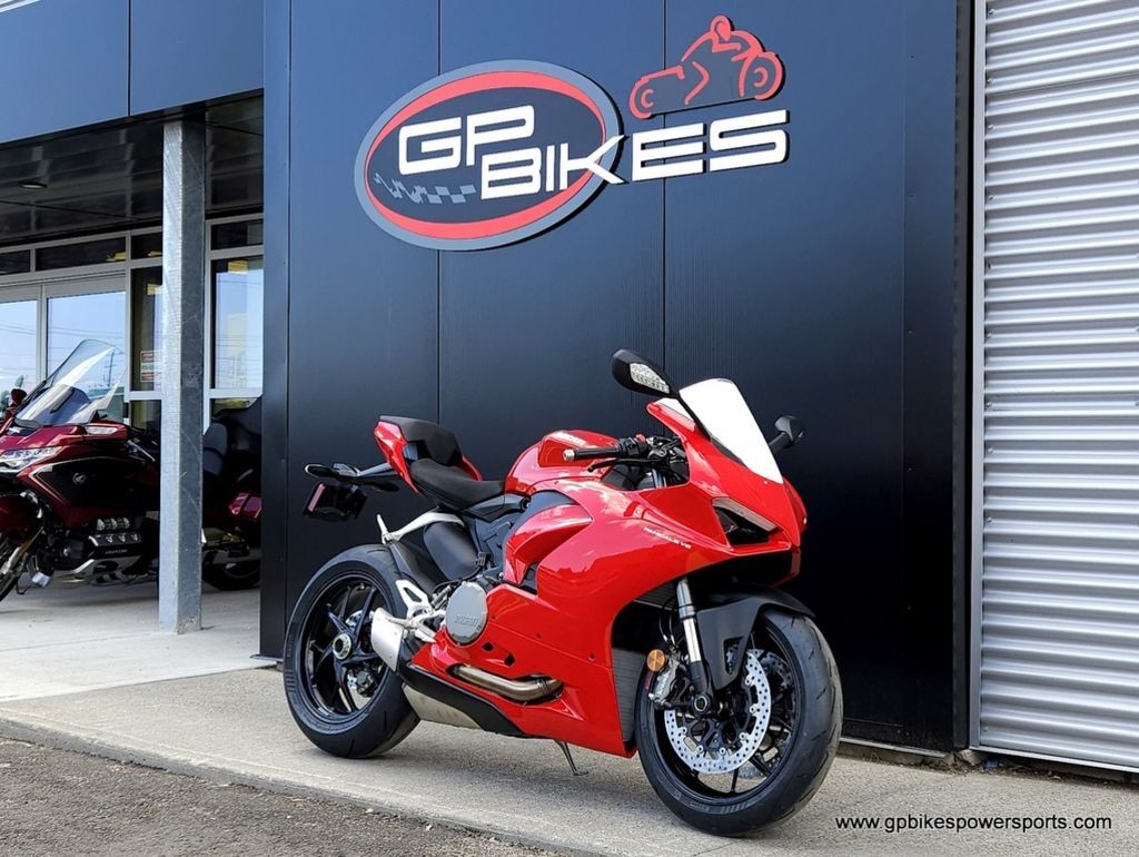 2024 Ducati Panigale V2 Red 