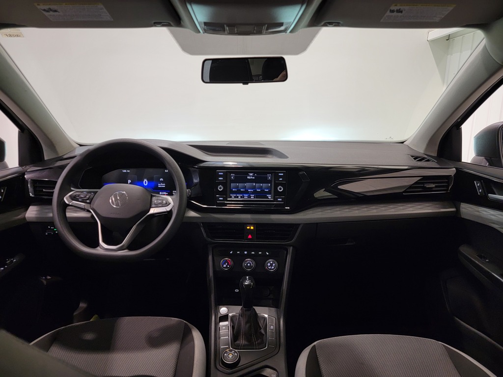 Volkswagen Taos 2022 Air conditioner, Electric mirrors, Electric windows, Speed regulator, Heated seats, Electric lock, Bluetooth, , rear-view camera, Steering wheel radio controls