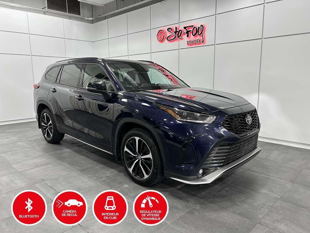 2022 Toyota Highlander XSE AWD - TOIT OUVRANT - INT. CUIR - 7 PASSAGERS