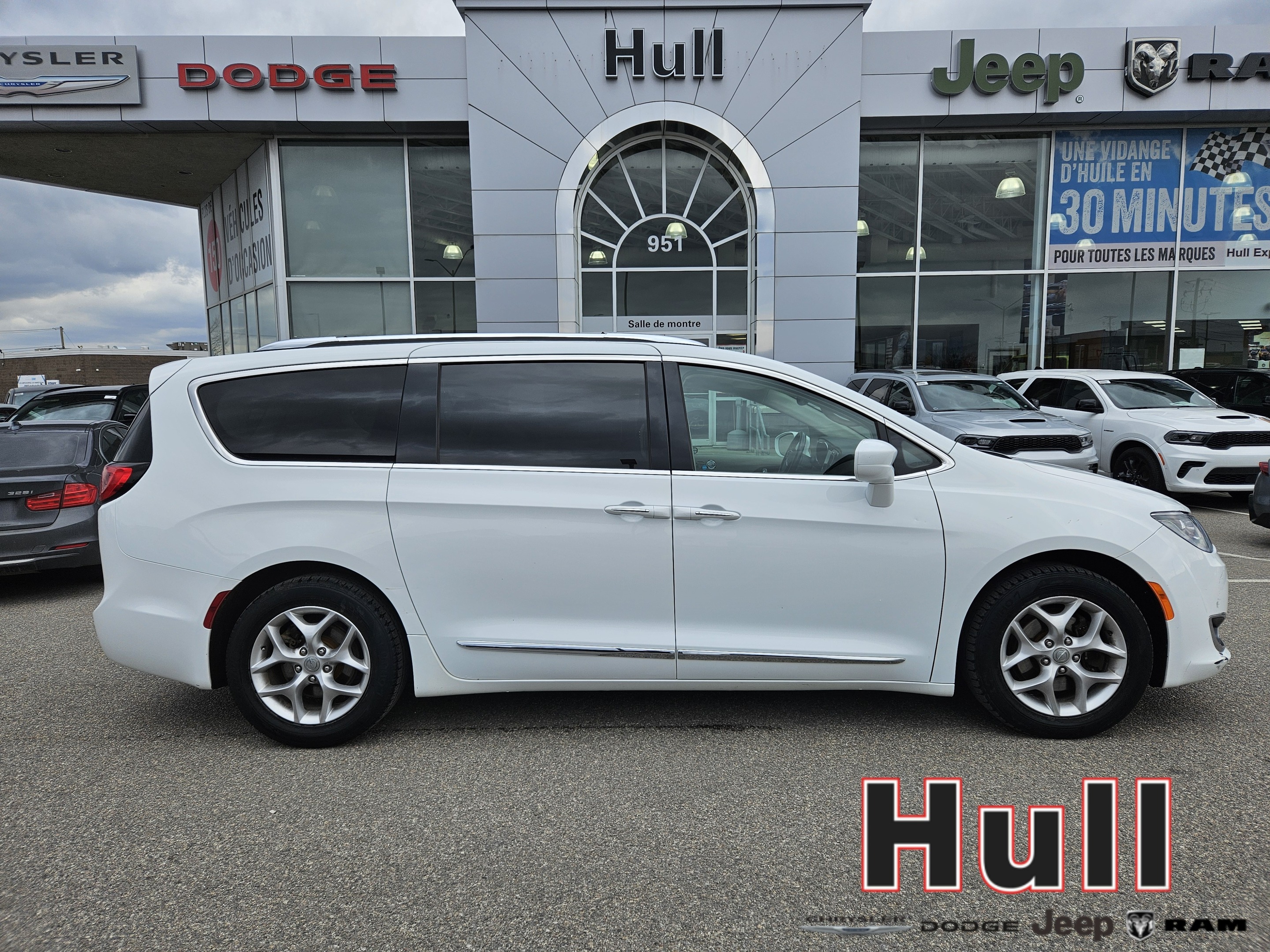 2018 Chrysler Pacifica Touring-L Plus 2WD PANO ROOF/REAR SCREENS