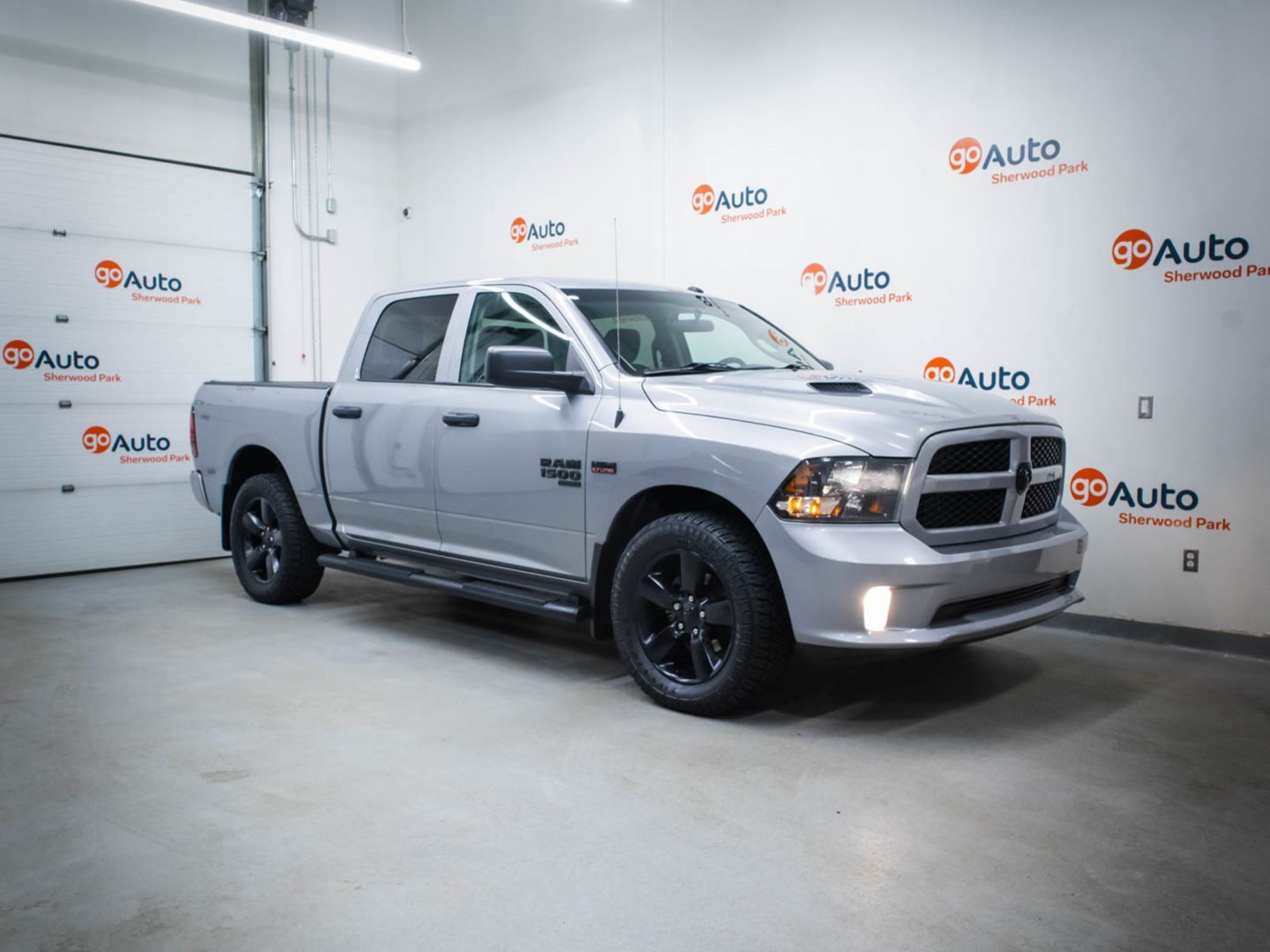 2019 Ram 1500 Classic Express 4WD Heated Seats SXM Bluetooth Backup Came