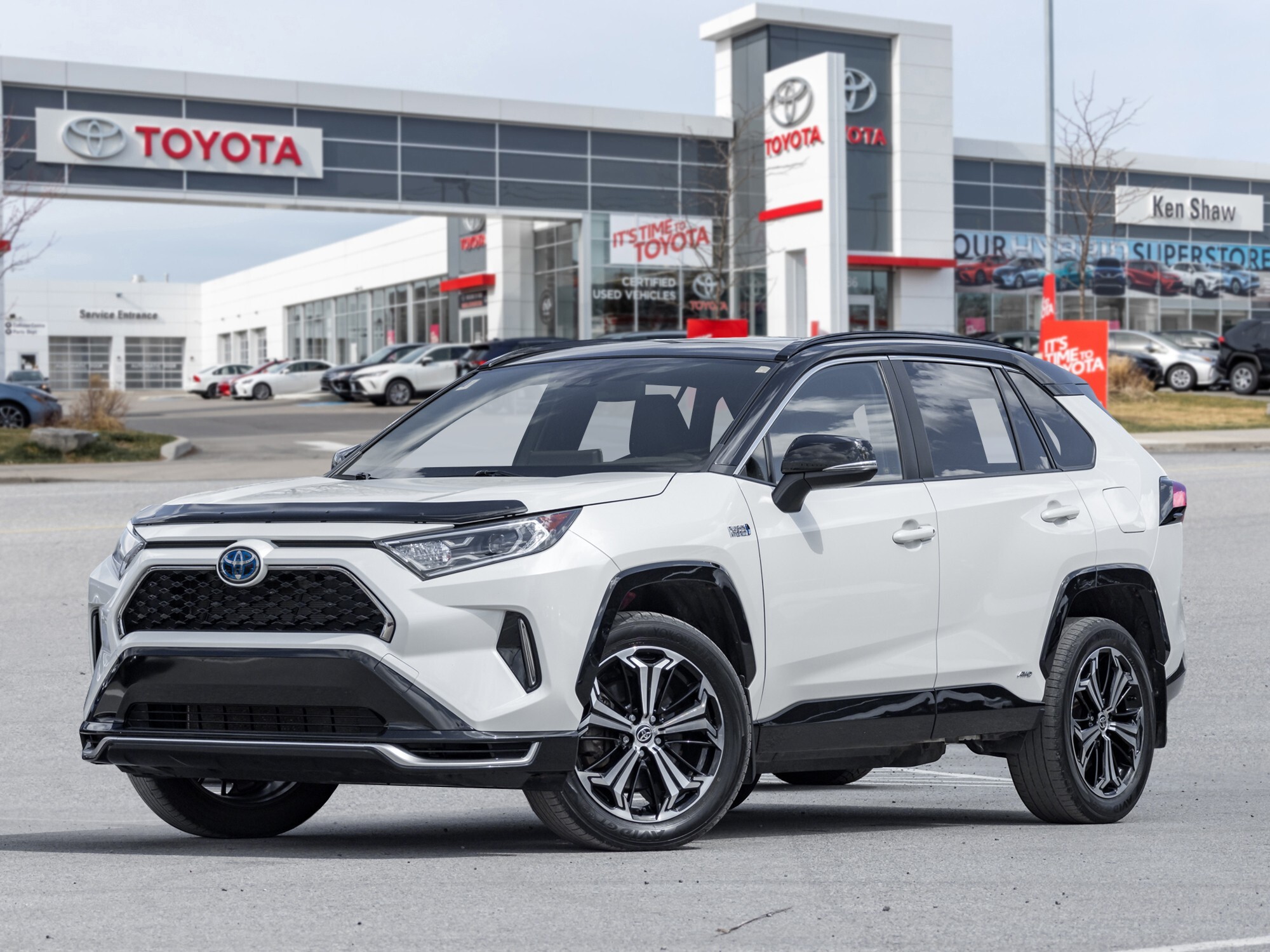 2021 Toyota RAV4 Prime  XSE! Leather / Sunroof / Heated And Cooled Seats