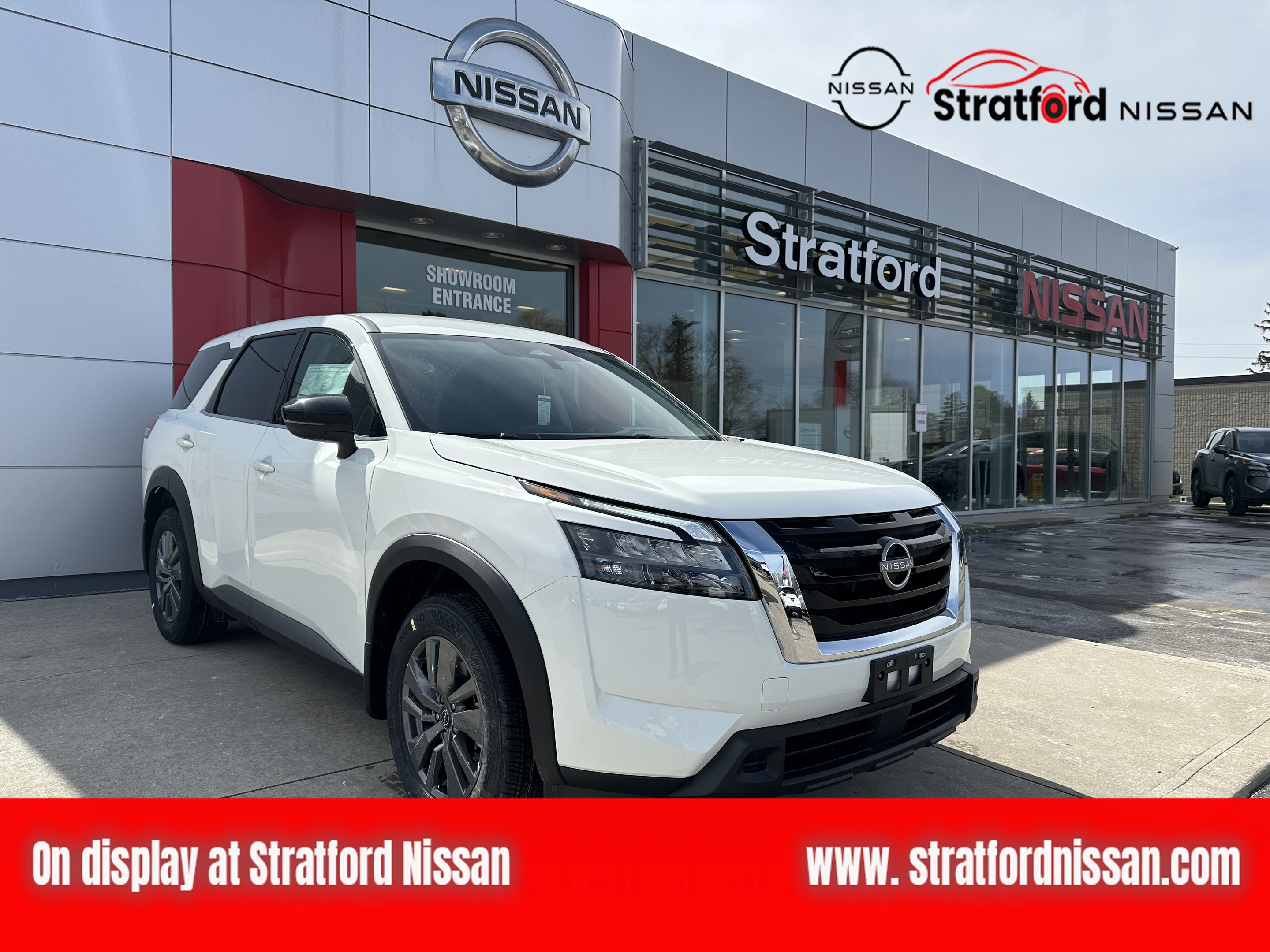 2024 Nissan Pathfinder S | 4WD | 8 SEATER | ALL TERRAIN CONTROL