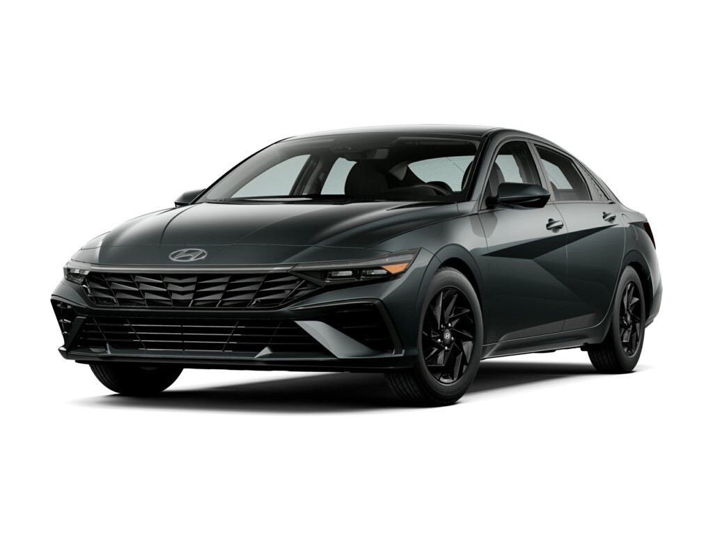 2024 Hyundai Elantra Luxury DCT w/Two-Tone Interior