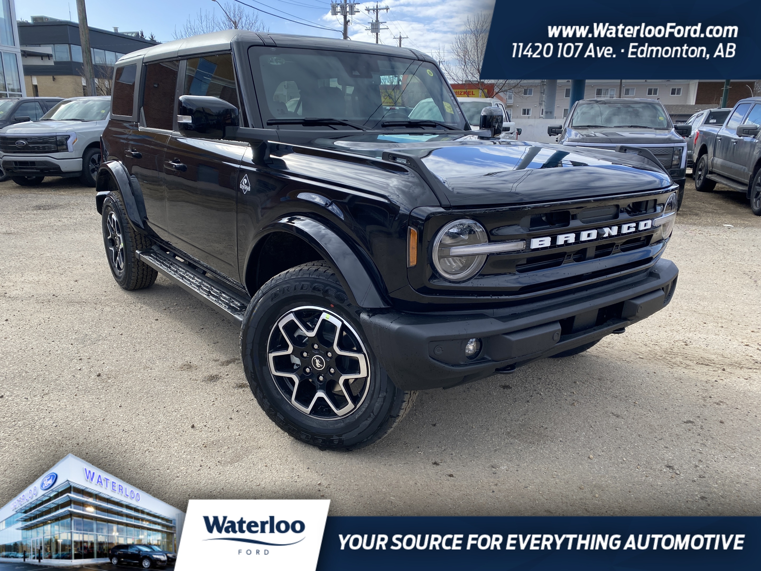 2024 Ford Bronco Outer Banks | 4 Door 