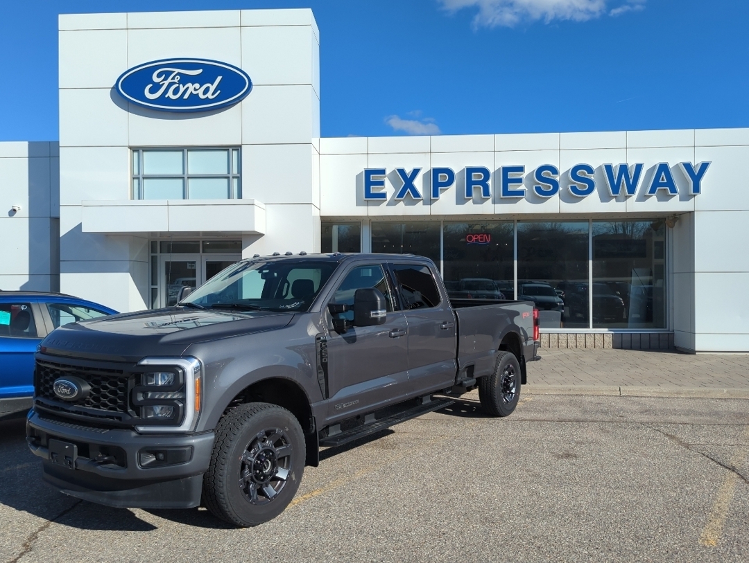 2023 Ford F-250 XLT - CREW, SPORT APPEARANCE, DIESEL 20S, FX4, PRE