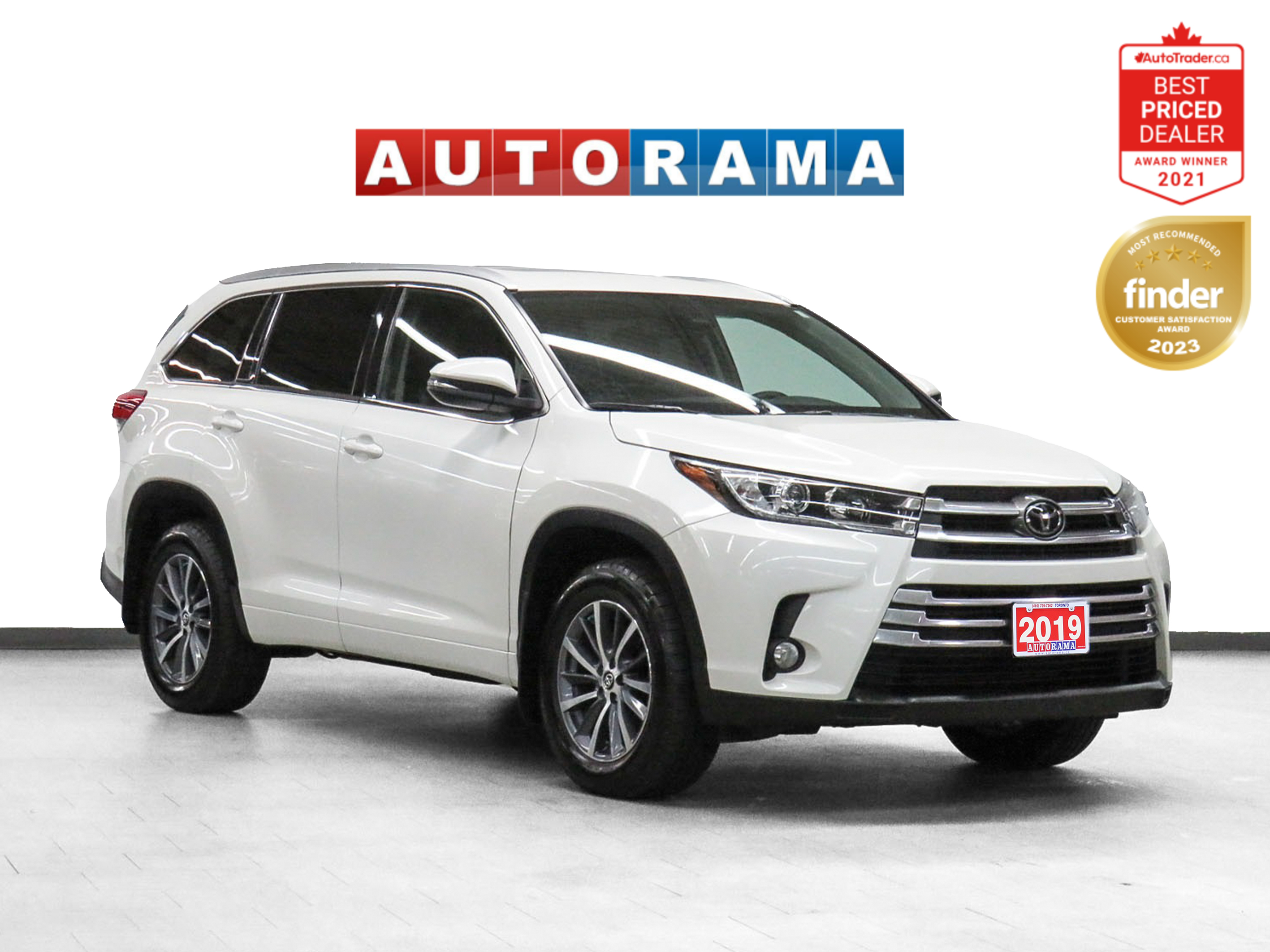 2019 Toyota Highlander XLE | AWD | 8 Pass | Nav | Sunroof | BSM | CarPlay