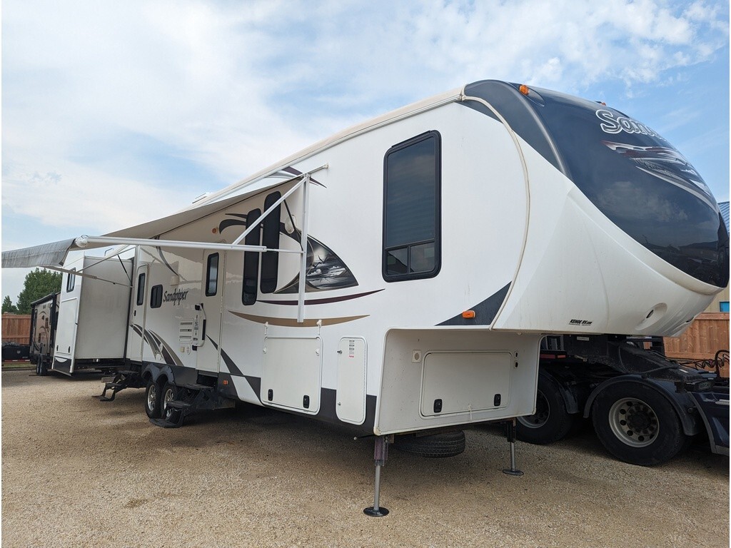2014 Forest River Sandpiper Luxury Fifth Wheel 