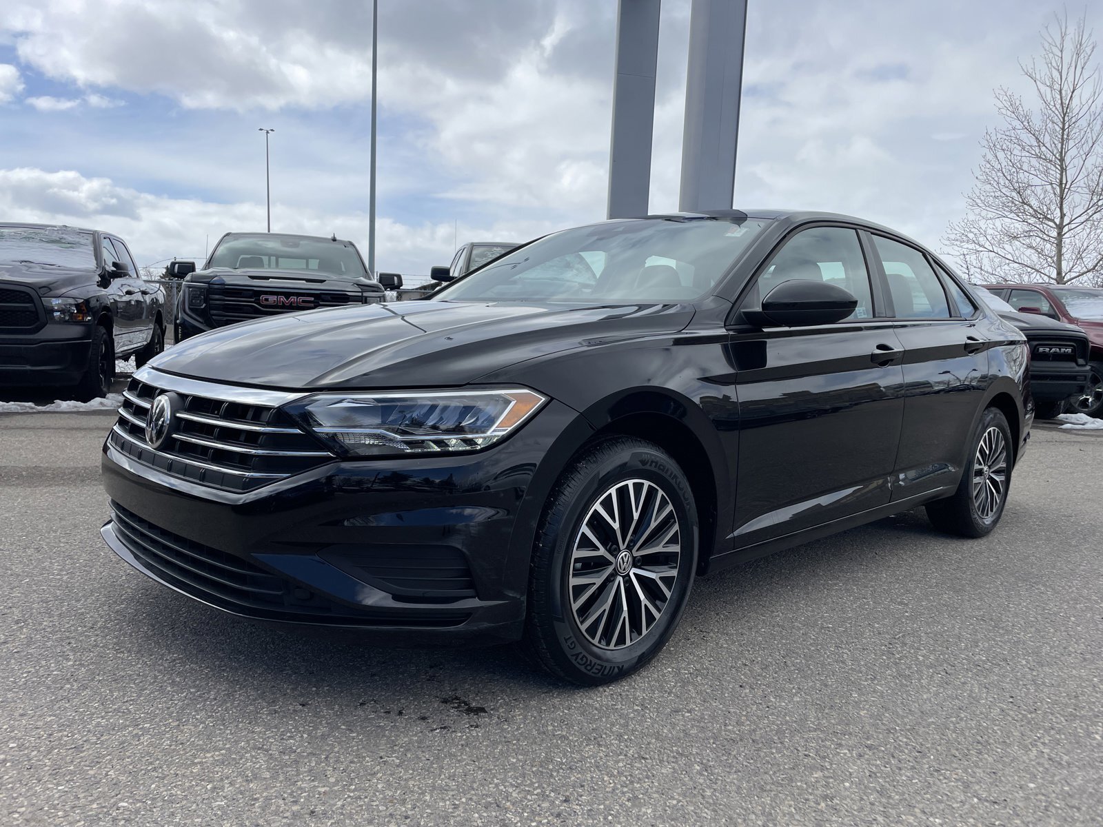 2021 Volkswagen Jetta Highline | One Owner | Low KMs | Heated Seats!