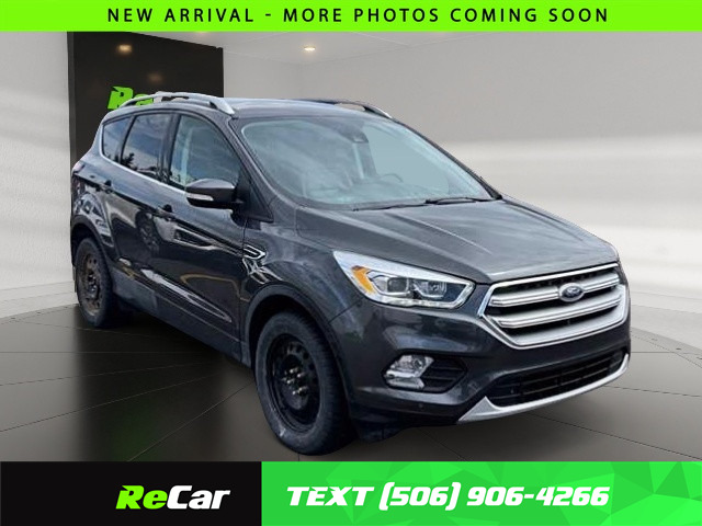 2017 Ford Escape 4X4 | Panoramic Sunroof | Heated Leather Seats | D