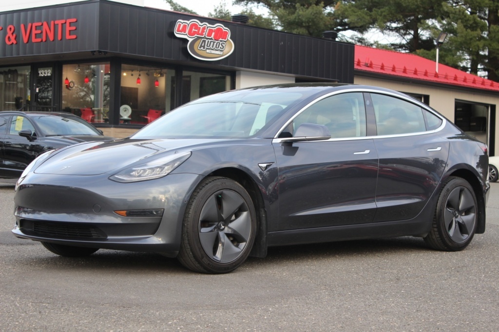 2019 Tesla Model 3 Autonomie standard Plus/Autonomie moyenne/Longue a