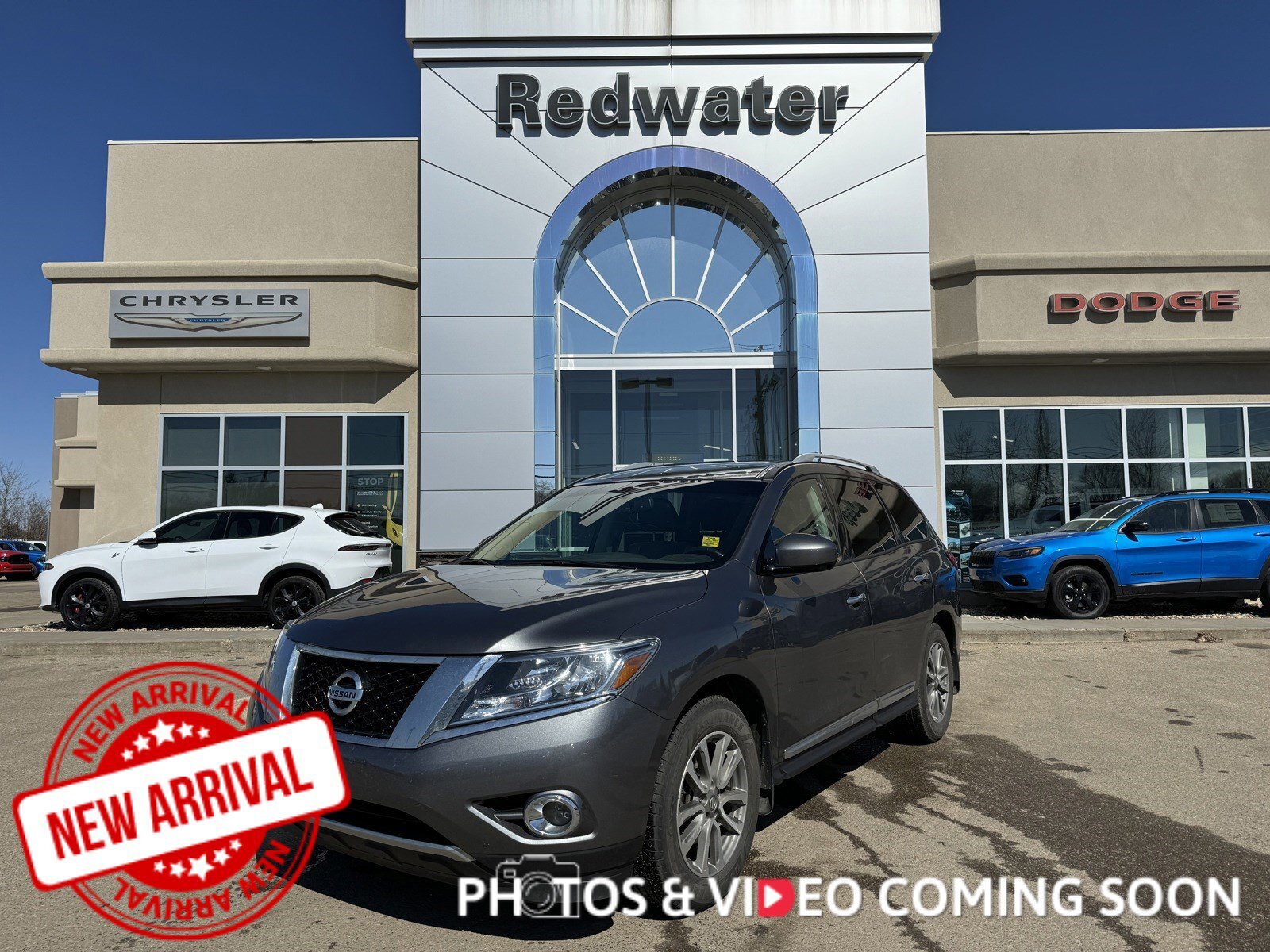 2015 Nissan Pathfinder SL 4WD SUV | Blowout Special | V6 | Towing | Heate