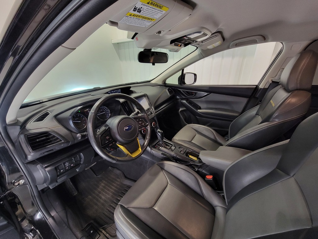 Subaru Crosstrek 2021 Climatisation, Mirroirs électriques, Vitres électriques, Régulateur de vitesse, Miroirs chauffants, Sièges chauffants, Intérieur cuir, Verrouillage électrique, Bluetooth, Prise auxiliaire 12 volts, caméra-rétroviseur, Volant chauffant, Commandes de la radio au volant