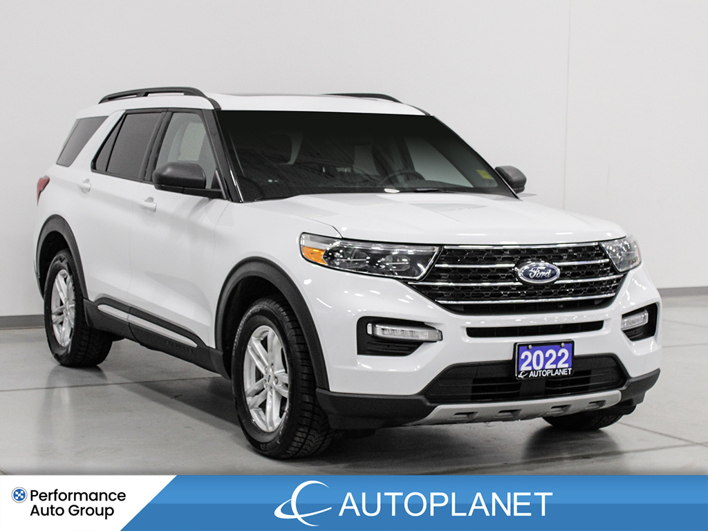 2022 Ford Explorer XLT AWD, 7 Seater, Back Up Cam, Pano Roof!