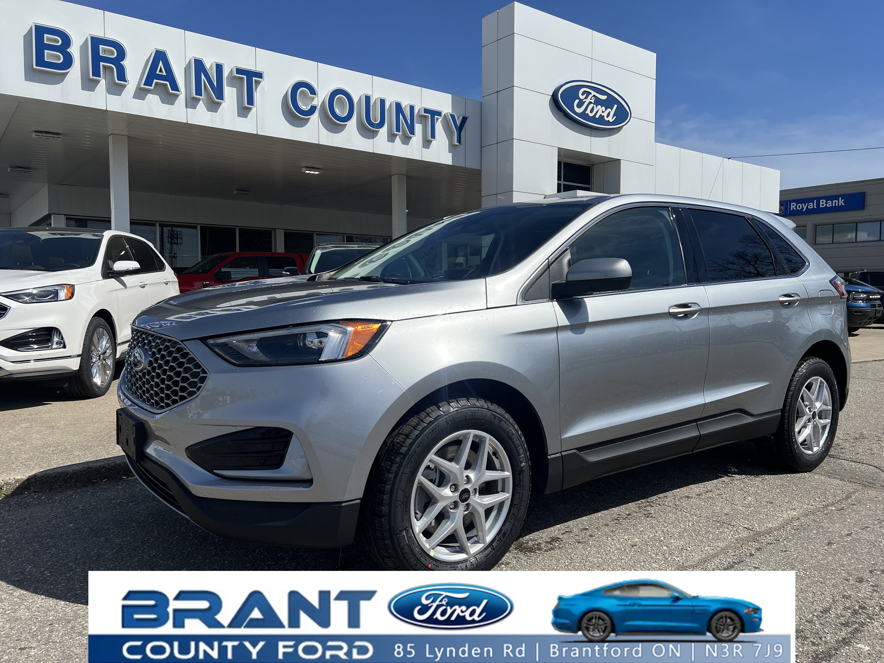 2024 Ford Edge SEL AWD Cold weather package trailer tow 