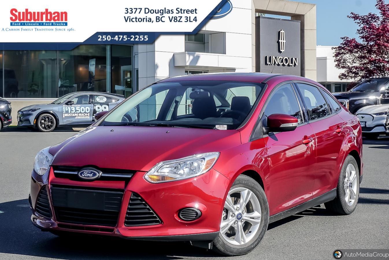 2014 Ford Focus SE | Sunroof | Heated Seats | Power Mirrors | Wint