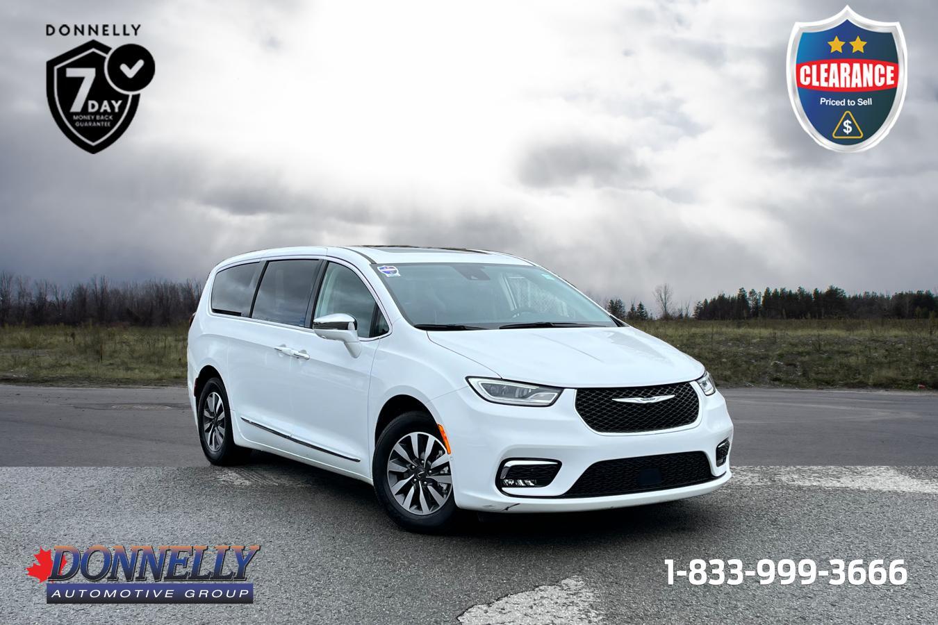 2022 Chrysler Pacifica Hybrid Limited - Sunroof - Leather - Nav - Leather