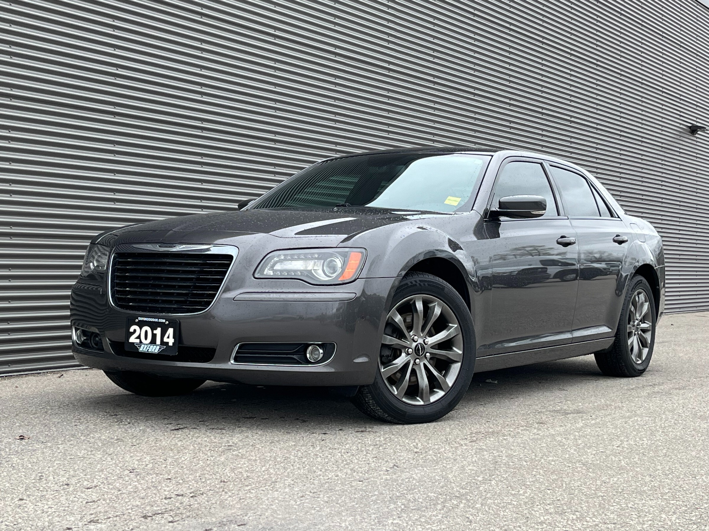 2014 Chrysler 300 S Panoramic Sunroof, Fully Loaded, Winter Tires, L