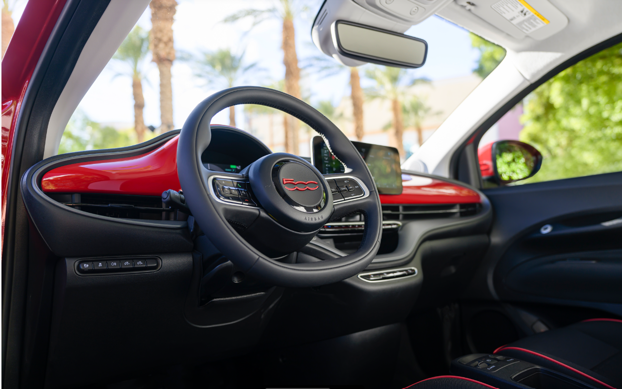 2024 Fiat 500E RED 100% ELECTRIQUE | 225 KM D'AUTONOMIE / 100% EL