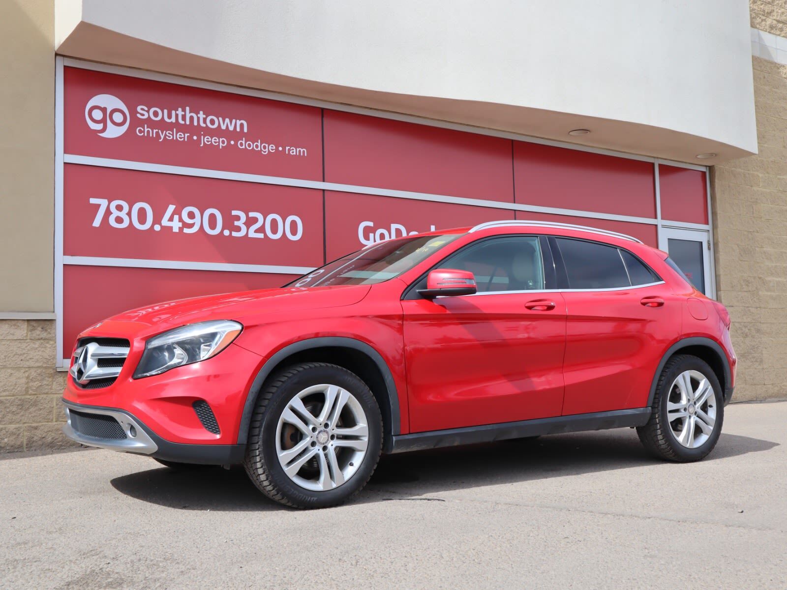 2016 Mercedes-Benz GLA GLA 250 IN RED EQUIPPED WITH A 208HP 2.0L TURBO I4