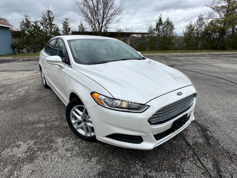 2013 Ford Fusion w/NAVI/B.CAM/ONLY 52,000KM!!!
