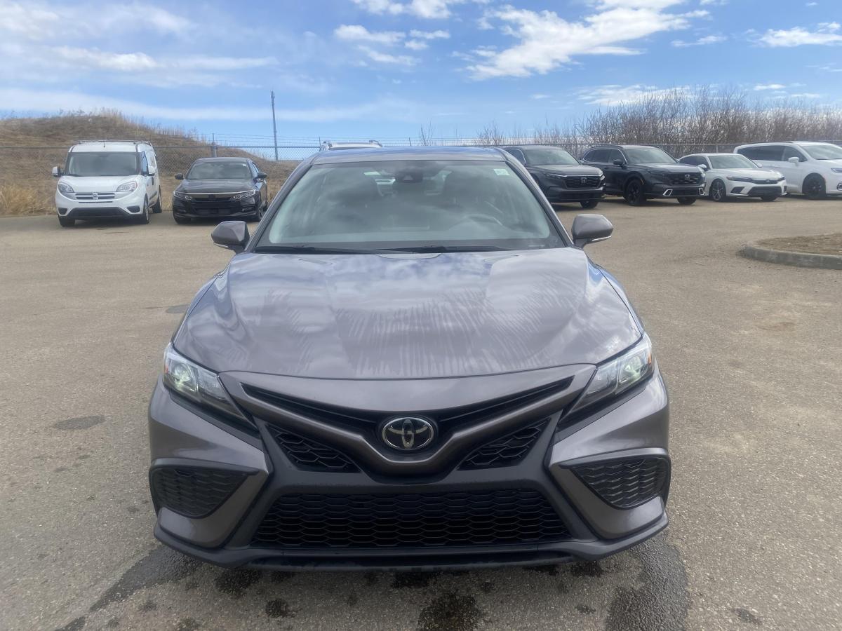 2022 Toyota Camry SE | SAFETY SENSE | HEATED STEERING+SEAT | LEATHER