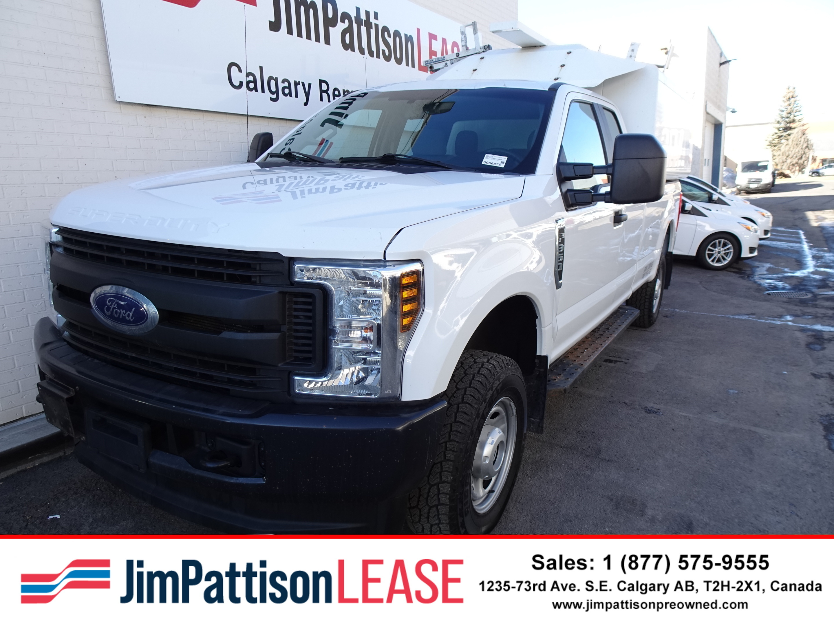 2019 Ford F-350 XL 4X4 Extended Cab w/Full Service Body & Camera.