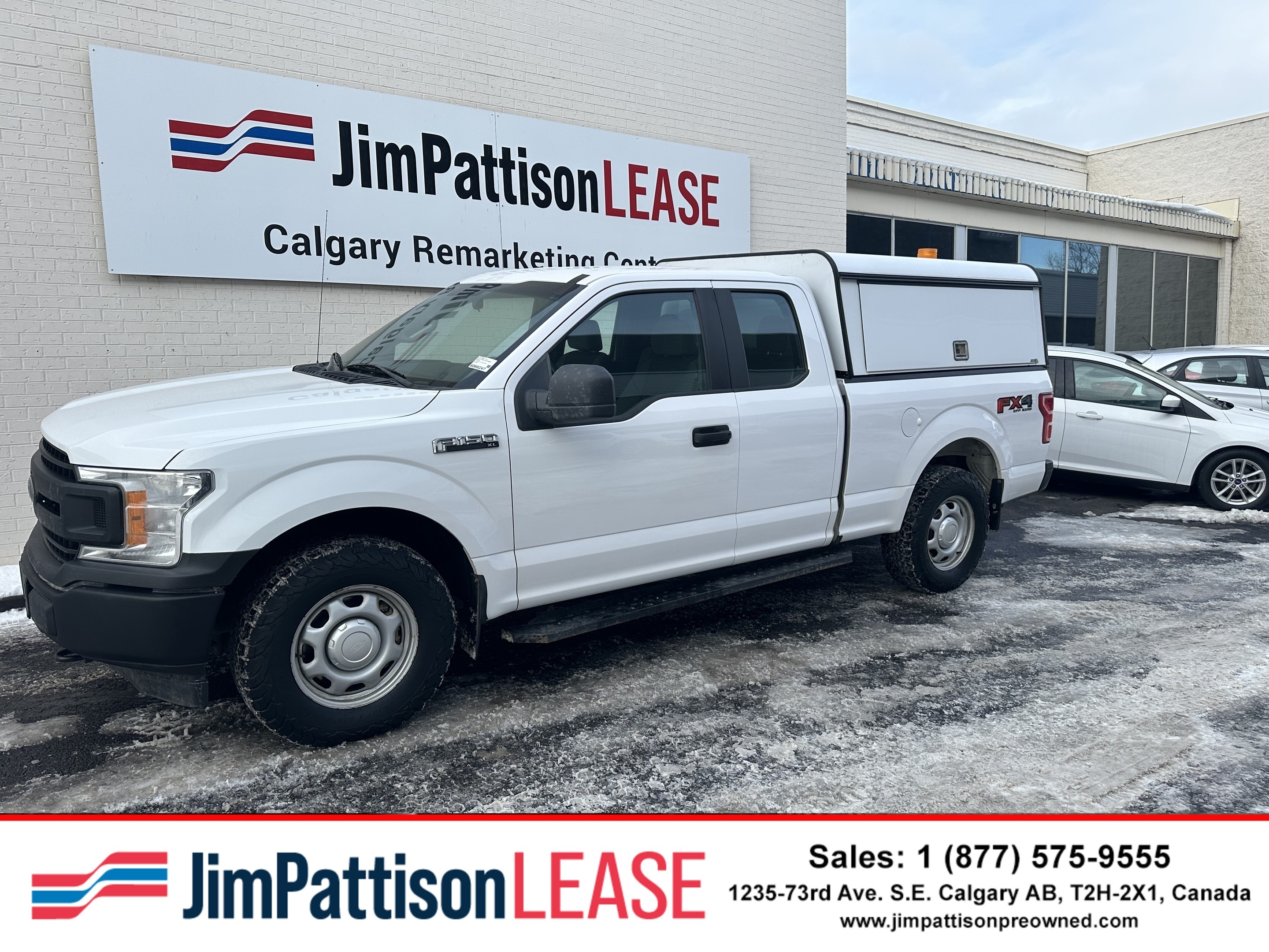 2018 Ford F-150 4X4 Extended Cab w/Contractor Canopy & Camera.