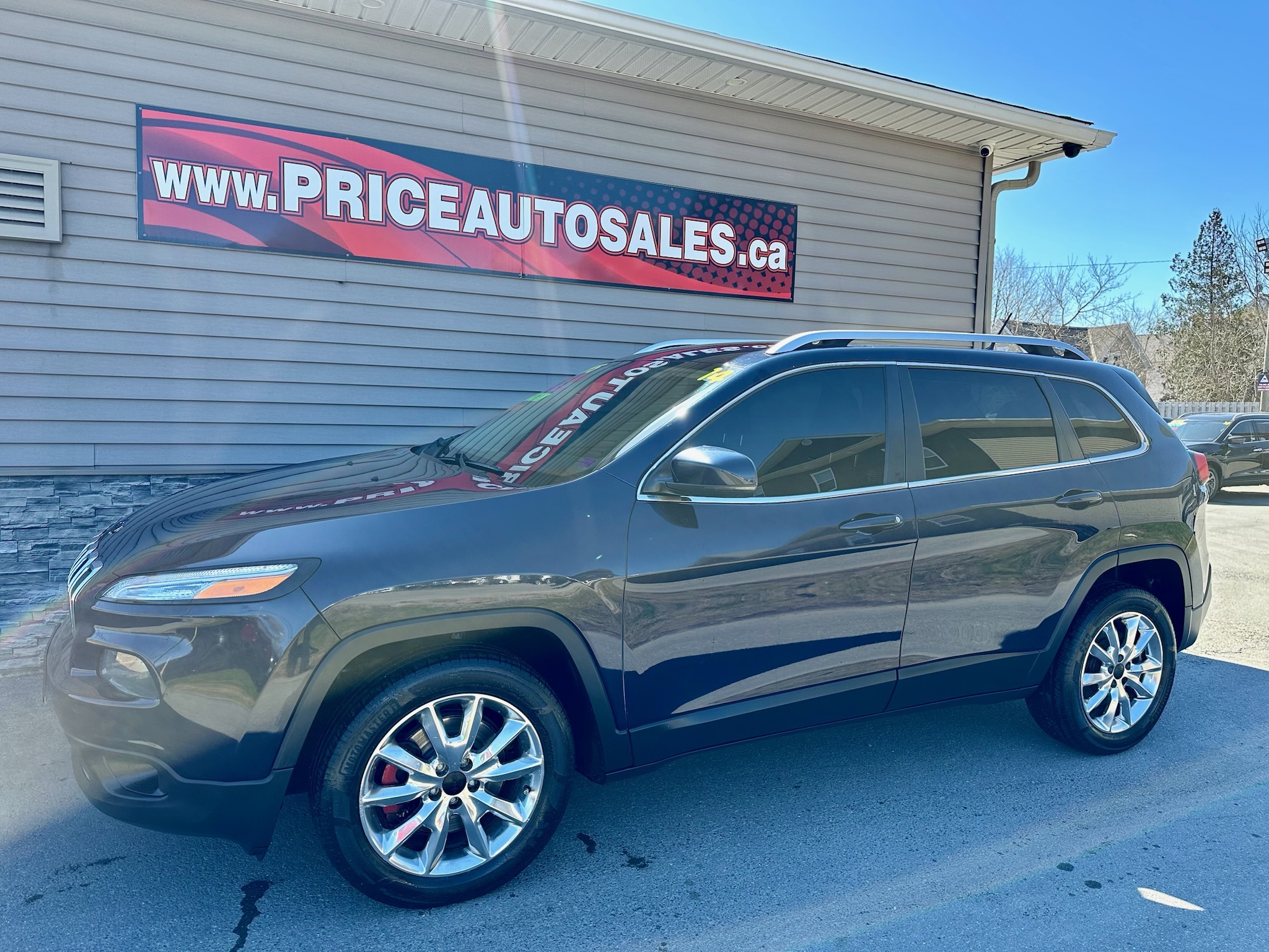 2014 Jeep Cherokee Limited - HEATED/cooled LEATHER - NAV - REMOTE