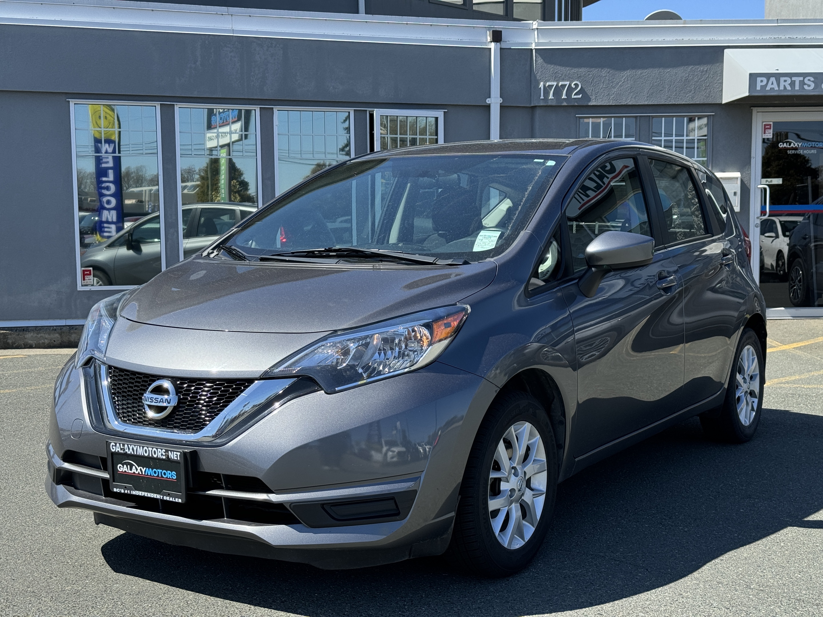 2018 Nissan Versa Note SV FWD-Heated Seats,Keyless Entry,Back Up Cam