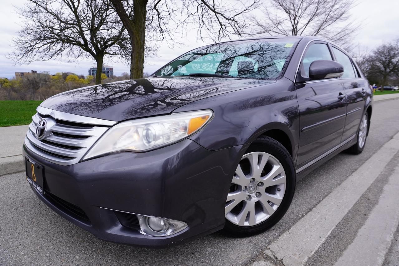 2011 Toyota Avalon LIMITED / NO ACCIDENTS / NAVIGATION /RECLINE SEATS