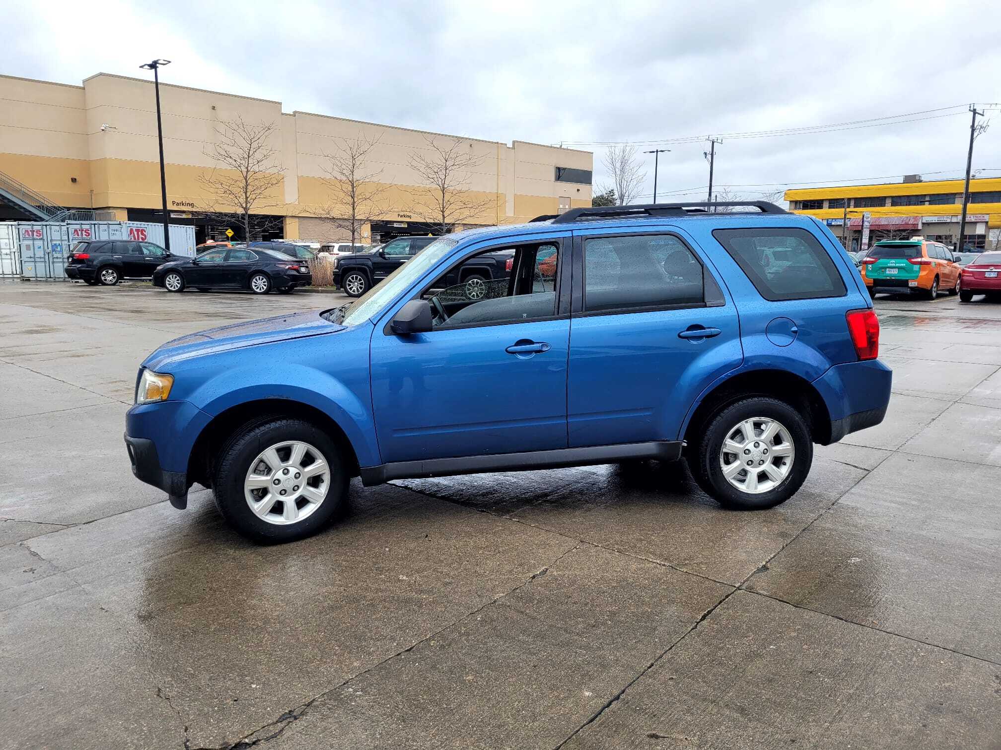 2009 Mazda Tribute AWD, 4 door, Automatic, 3 Years warranty available