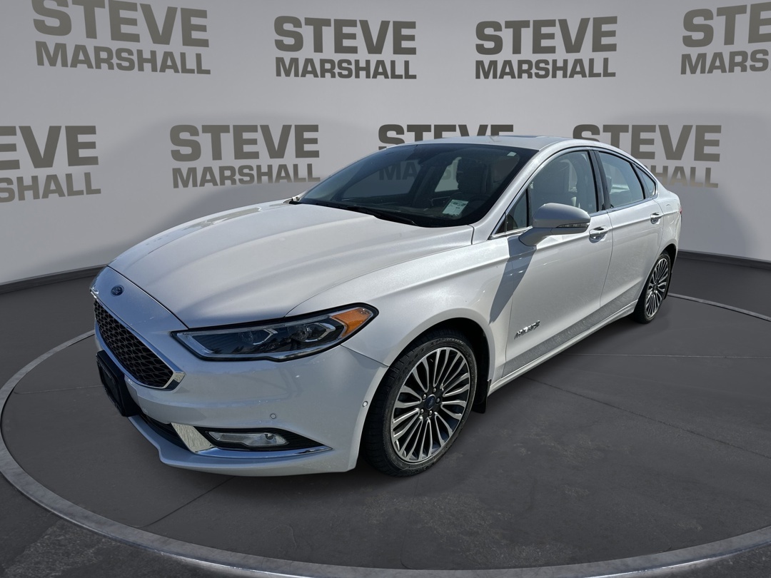 2018 Ford Fusion Hybrid Platinum - 750A, 2.0L, Lane-Keeping System, Blind 