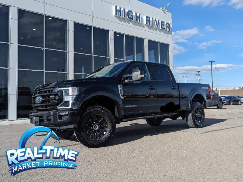 2022 Ford F-350 SUPER DUTY Lariat  - Leather Seats