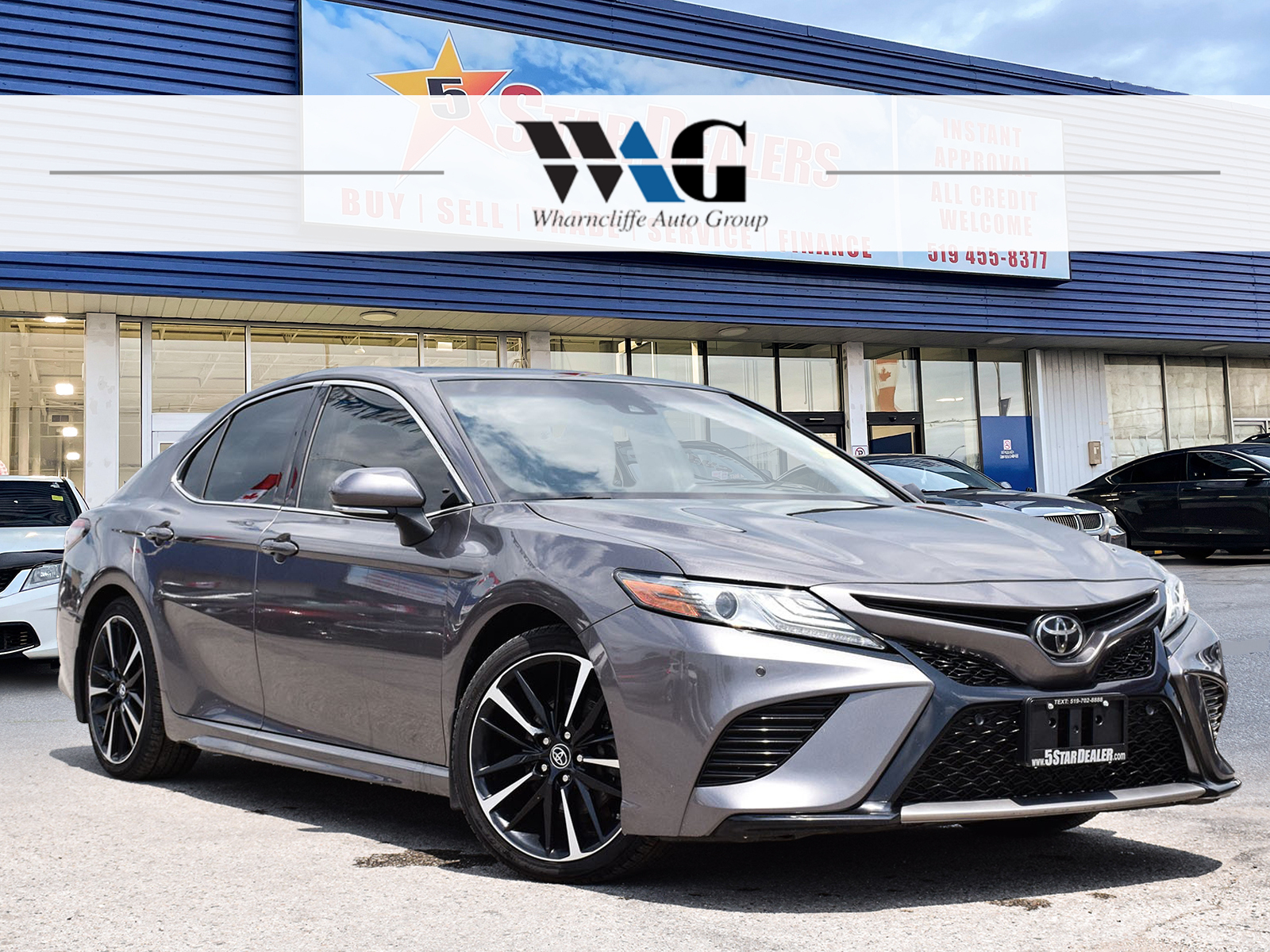 2018 Toyota Camry LEATHER PANO ROOF NAV ! WE FINANCE ALL CREDIT!