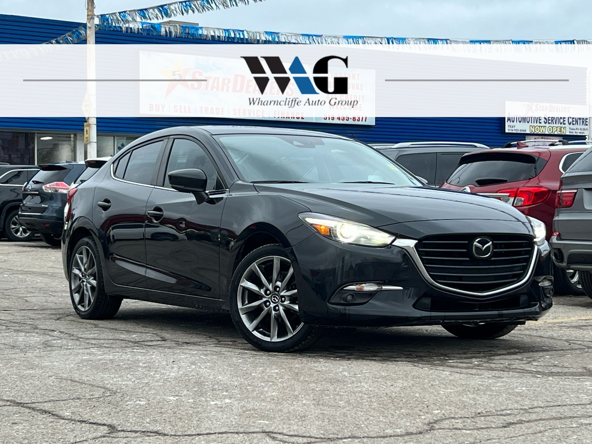 2018 Mazda Mazda3 NAV LEATHER MINT! LOADED! WE FINANCE ALL CREDIT