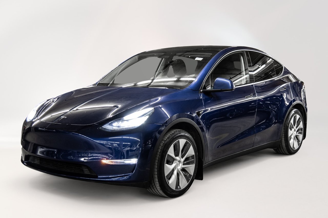 2021 Tesla Model Y Standard Range Super Clean! Nice Color / Super Pro