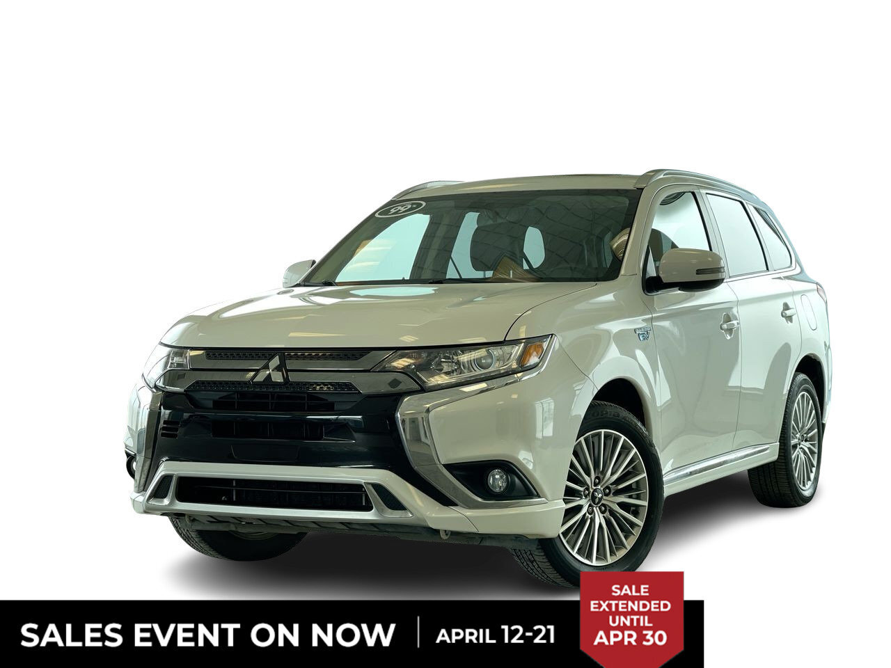 2020 Mitsubishi Outlander PHEV LE S-AWC, Heated Seats, Sunroof No Reported Accide