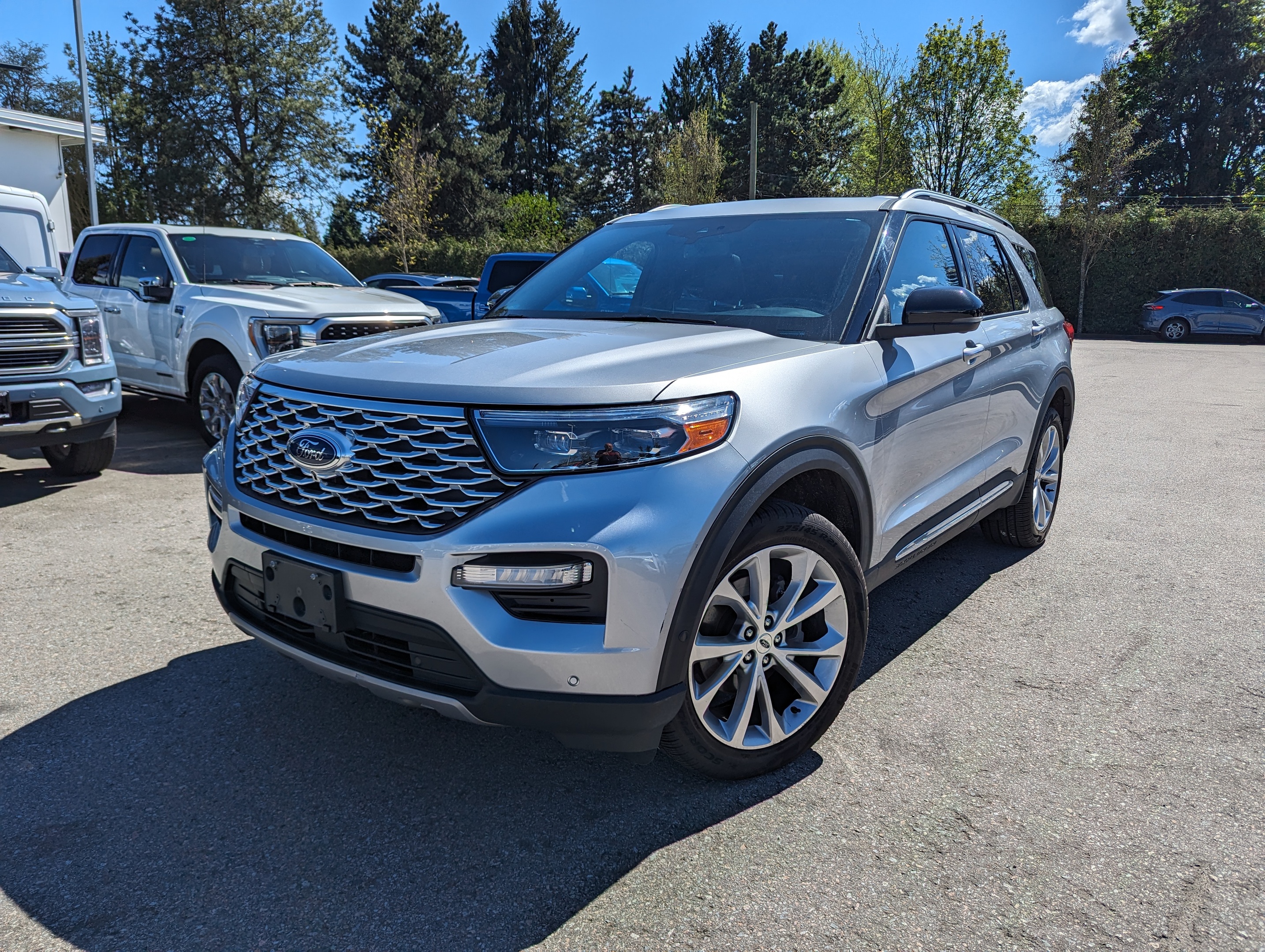 2021 Ford Explorer Platinum 4WD - Hand's Free Liftgate, FordPass