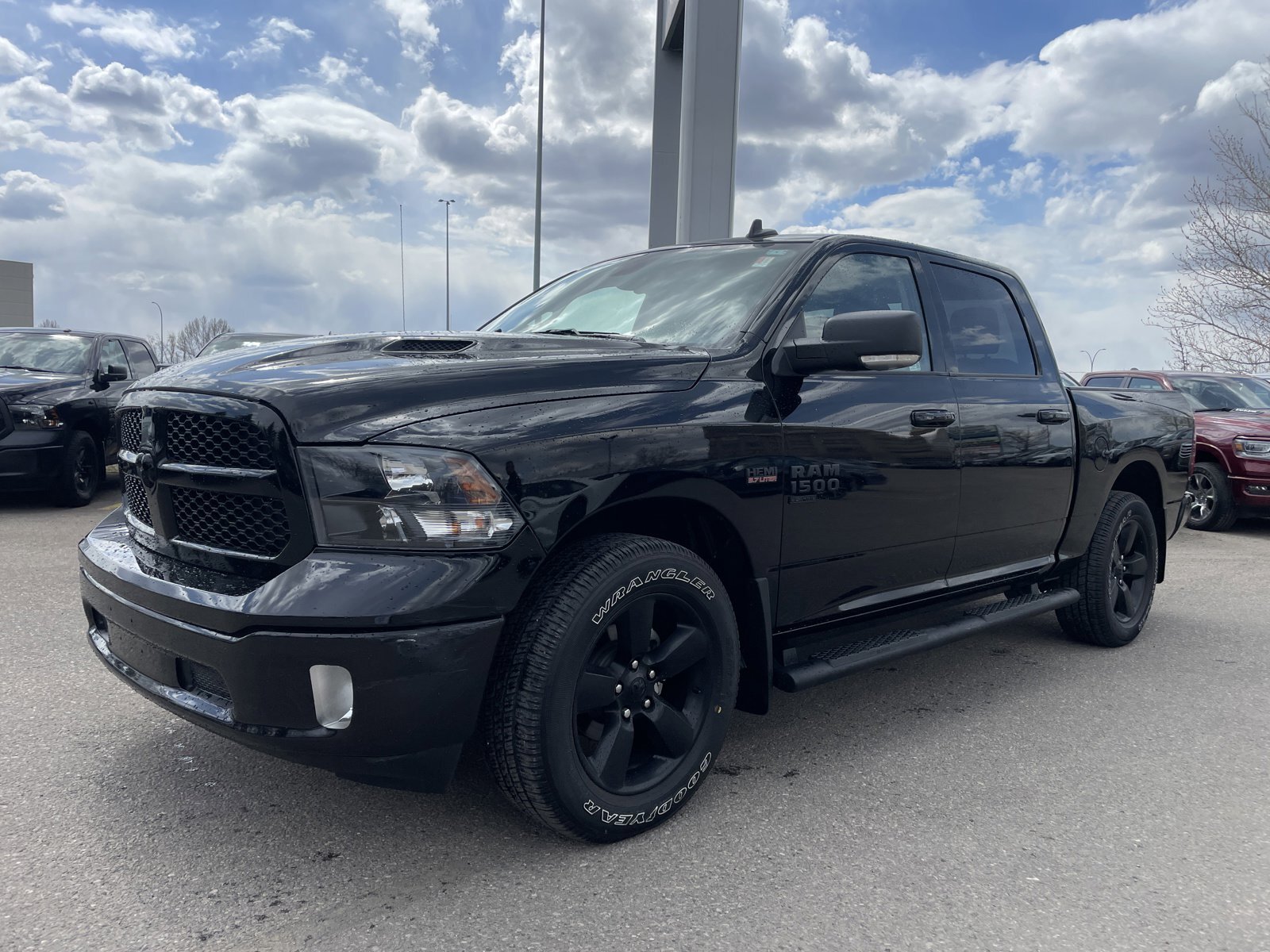 2022 Ram 1500 Classic SLT | Clean Carfax | One Owner | Low KMs!