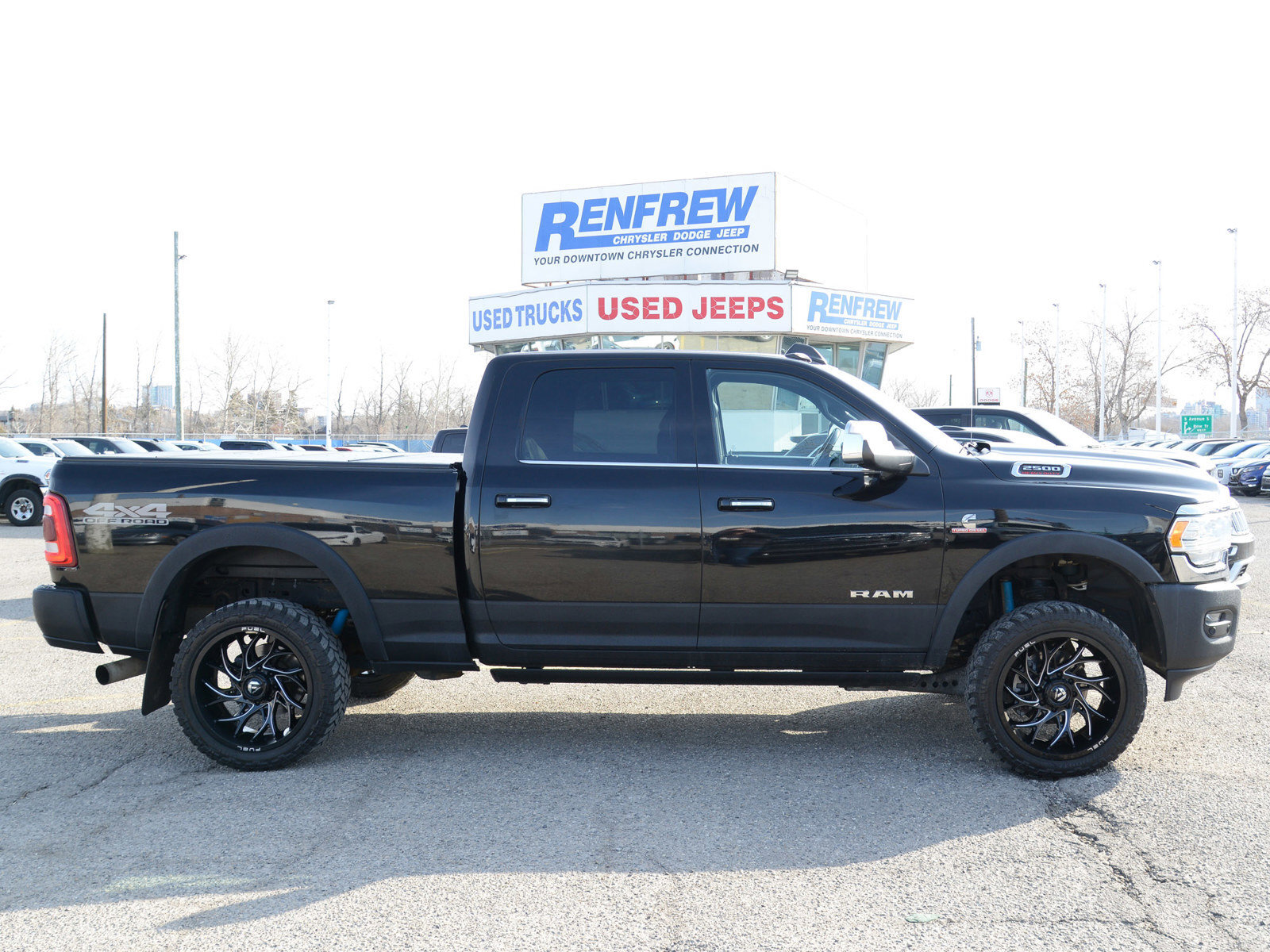 2019 Ram 2500 Limited Crew Cab 4x4, Sunroof, Towing Tech, Level 