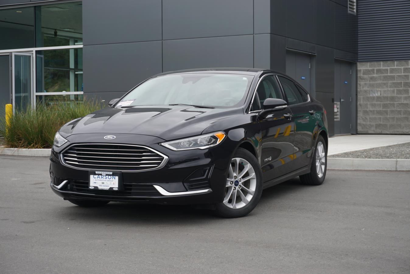2019 Ford Fusion Hybrid SEL | APPLE CARPLAY | REAR SENSING | KEYLESS ENTRY